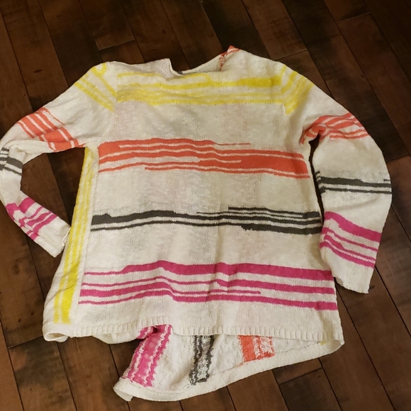 Vince Camuto drapey cream and pink cardigan - Picture 3 of 5